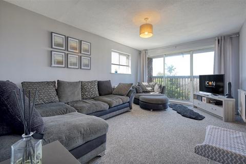 2 bedroom flat for sale, The Ceders , South Woodham Ferrers, CHELMSFORD