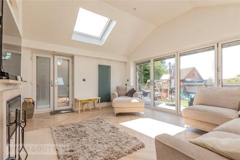 4 Emerald Drive, Oldham, OL1 4TL