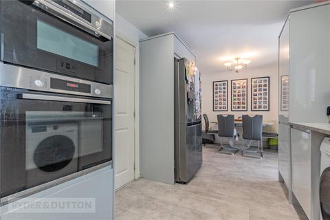4 Emerald Drive, Oldham, OL1 4TL