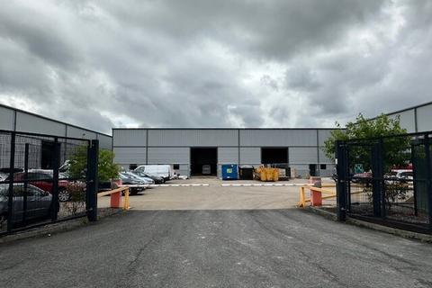 Warehouse to rent, Oakden Dr Manchester M34 2QN