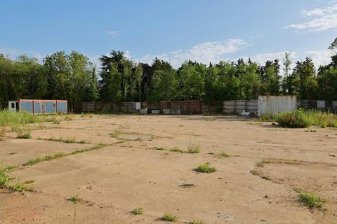 Land to rent, Grange Farm Ln Chigwell IG7 6DR