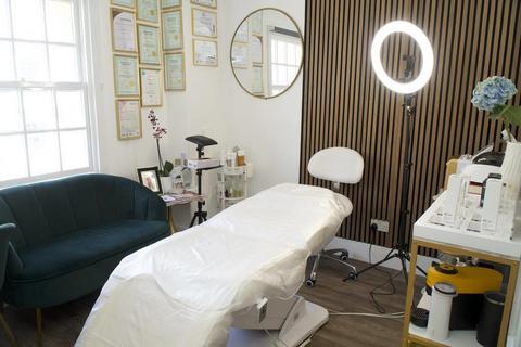 Healthcare facility to rent, 17 Linhope St London NW1 6HT