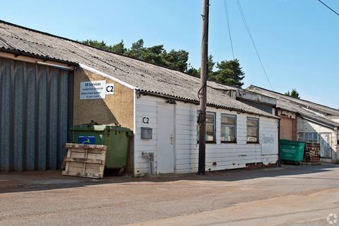Warehouse to rent, Chantry Ln Storrington RH20 4AB