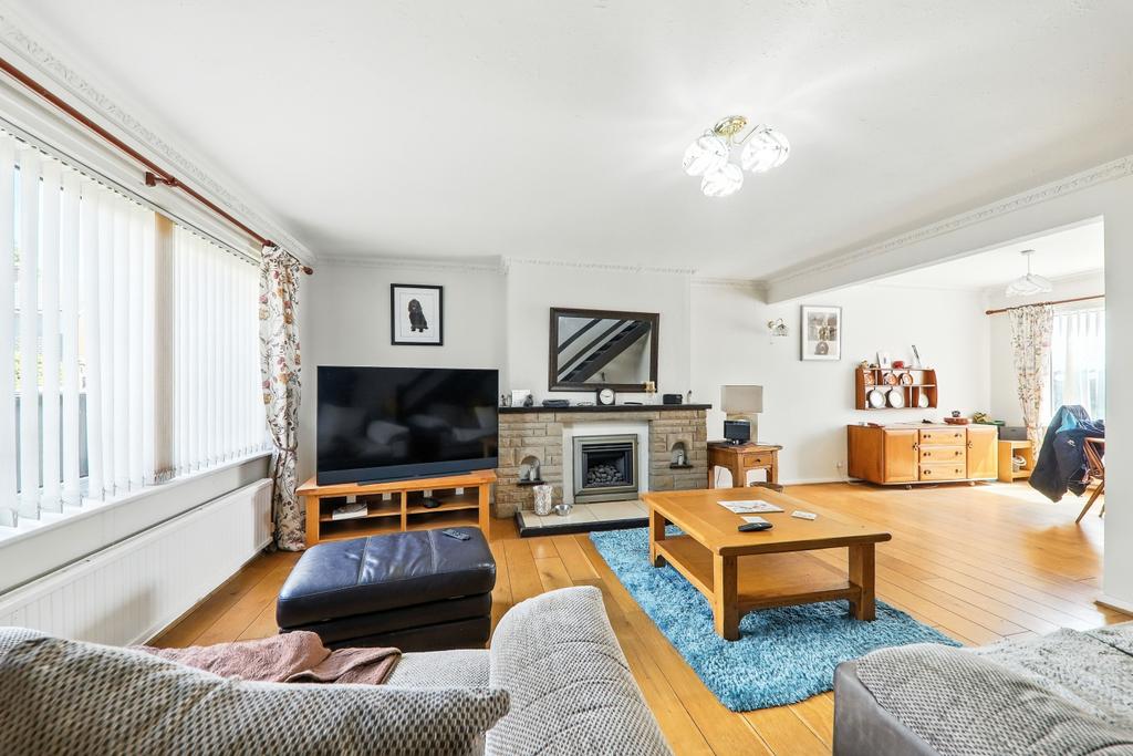 Katrina Grove-Ewe Move Pontefract-Living1