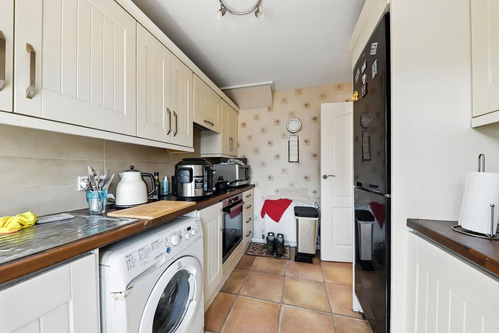 Katrina Grove-Ewe Move Pontefract.Kitchen2