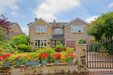4 bedroom detached house for sale, Birchitt Close, Bradway, S17 4QJ