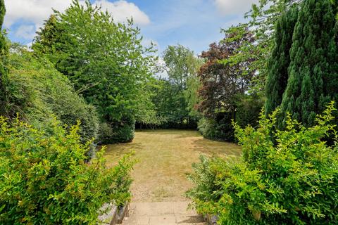 4 bedroom detached house for sale, Birchitt Close, Bradway, S17 4QJ