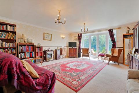7 Birchitt Close, Sheffield, S17 4QJ