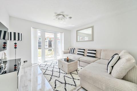 2 bedroom terraced house for sale, Oakside, Denham, Uxbridge