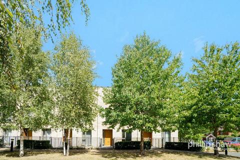 Lacey Drive, Edgware, HA8
