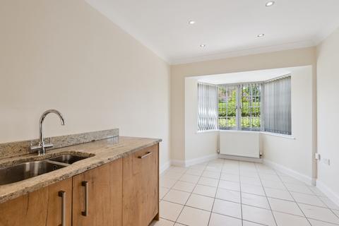 undefined, Parkway, Welwyn Garden City, Hertfordshire, AL8 6JD