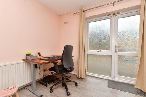 6 Chelsea Gardens, Cheam, Sutton, SM3 9TN