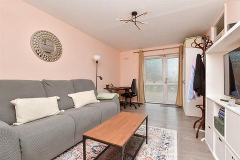 6 Chelsea Gardens, Cheam, Sutton, SM3 9TN