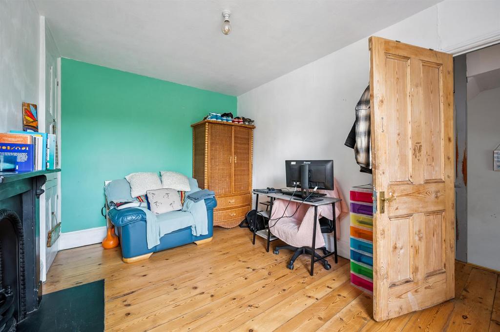 Bedroom One.jpg
