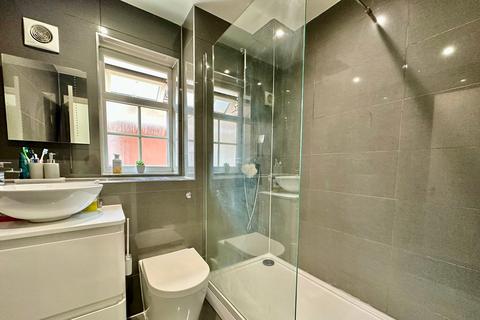 undefined, Raleigh Way, FRIMLEY GU16