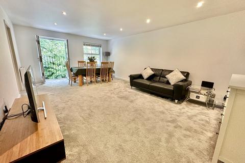 2 bedroom apartment for sale, Raleigh Way, FRIMLEY GU16