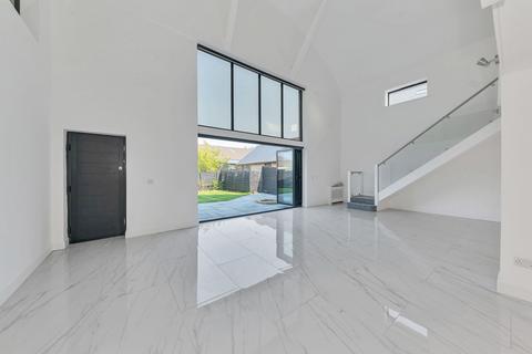 4 bedroom barn conversion for sale, Old Wimpole Road, Royston SG8