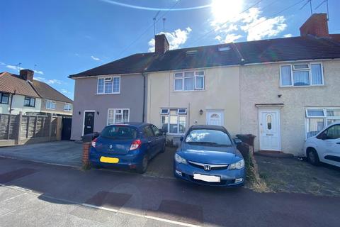 4 bedroom terraced house for sale, Hunters Hall Road, Dagenham