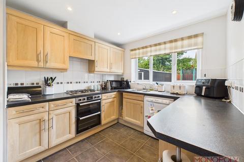32 Alyn Road, Gwersyllt, Wrexham, LL11 4HU