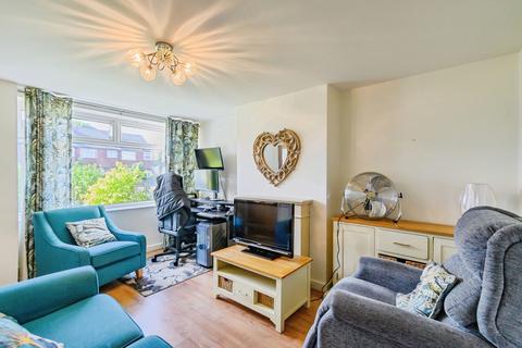 2 Wolsey Close, Radcliffe, Manchester, M26 3AG