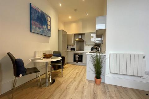 1 bedroom apartment to rent, Acomb Road, York