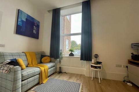 1 bedroom apartment to rent, Acomb Road, York