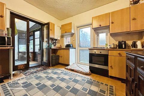 4 bedroom detached house for sale, Newport Road, Cowes, Isle of Wight