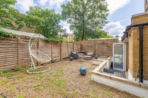 3 bedroom flat for sale, Dulwich Road, SE24