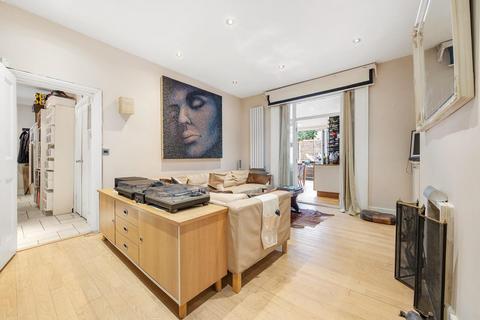 3 bedroom flat for sale, Dulwich Road, SE24