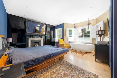 3 bedroom flat for sale, Dulwich Road, SE24