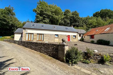 4 bedroom property with land for sale, Llangeler, Nr Llandysul