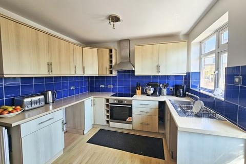 undefined, Tunbridge Wells TN4