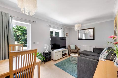 2 bedroom maisonette for sale, 23, Rydens Avenue, WALTON-ON-THAMES, Surrey, KT12