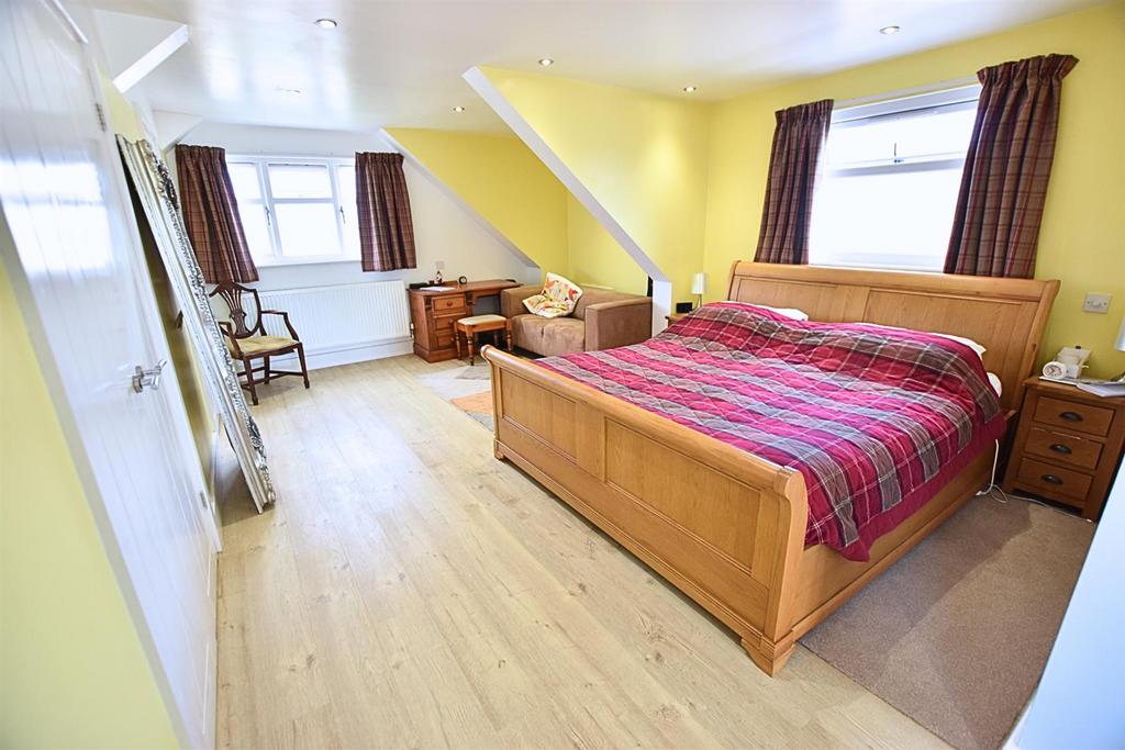 Master suite
