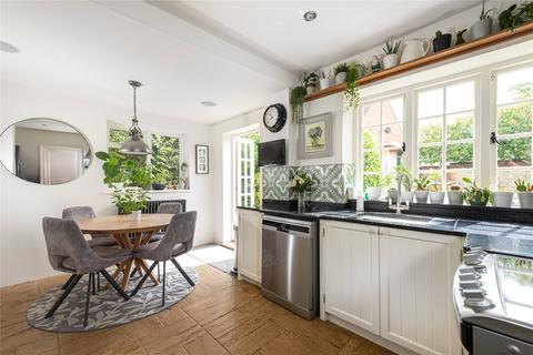 5 bedroom detached house for sale, High Street, Haddenham, Aylesbury, Buckinghamshire, HP17