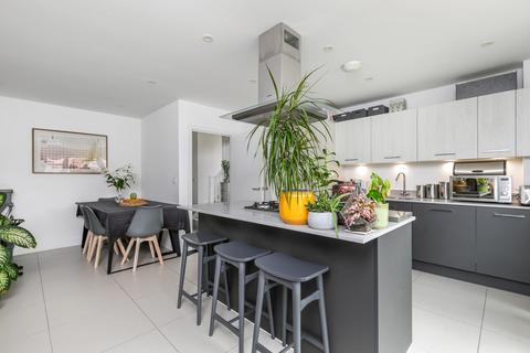5 Venta Drive, Winchester, SO22 6FS