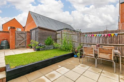 5 Venta Drive, Winchester, SO22 6FS