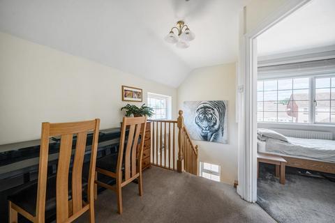 61 Nursery Road, Sunbury-on-thames, TW16 6LN