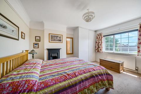 61 Nursery Road, Sunbury-on-thames, TW16 6LN