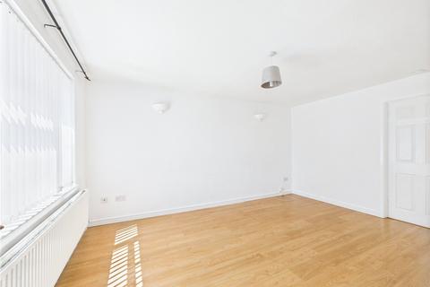 6 Buckingham Drive, Stoke Gifford, Bristol, BS34 8LN