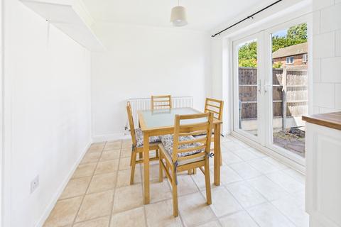 6 Buckingham Drive, Stoke Gifford, Bristol, BS34 8LN