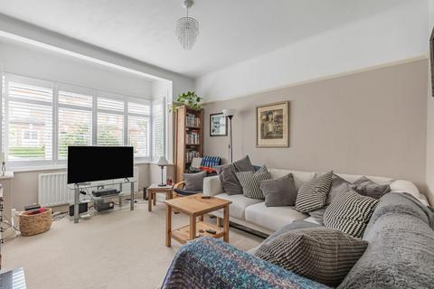 2 bedroom flat for sale, Franche Court Road, London, SW17