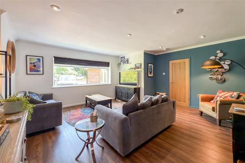 4 bedroom semi-detached house for sale, Chestnut Drive, St. Albans, Hertfordshire, AL4