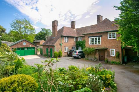 undefined, Church Road, Hythe, CT21