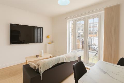 2 bedroom apartment for sale, Sylvester Path, London, Hackney