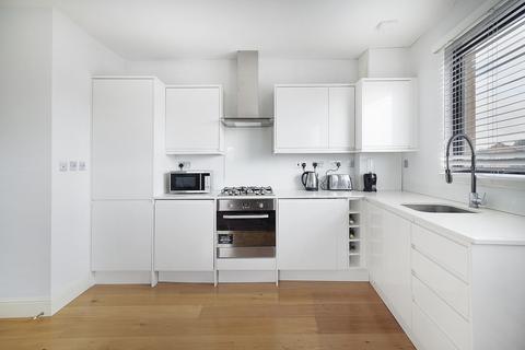 2 bedroom flat for sale, Hemstal Road, West Hampstead, NW6