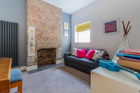 1 Atlas Place, Cardiff, CF5 1PG