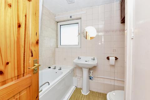 18 Coombe Place, Sheffield, S10 1FJ