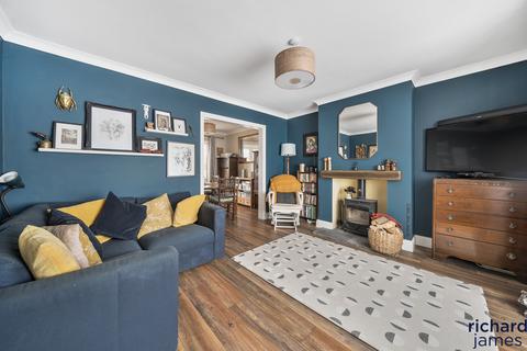 3 bedroom semi-detached house for sale, Thames Avenue, Haydon Wick, Swindon, SN25