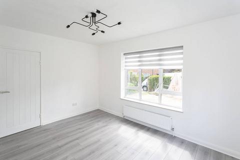 1 bedroom flat for sale, Summerhouse Way, Watford, Abbots Langley, WD5